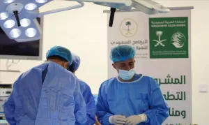 اليمن اليوم اخبار عدن – مركز الملك سلمان للإغاثة ينفذ المشروع الطبي التطوعي لجراحة ومناظير الكبد والقن
