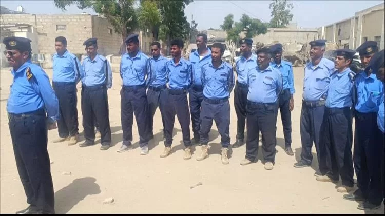 تحت شعار "تمهل امامك حياة".. شرطة السير بأبين تختتم أسبوع المرور العربي