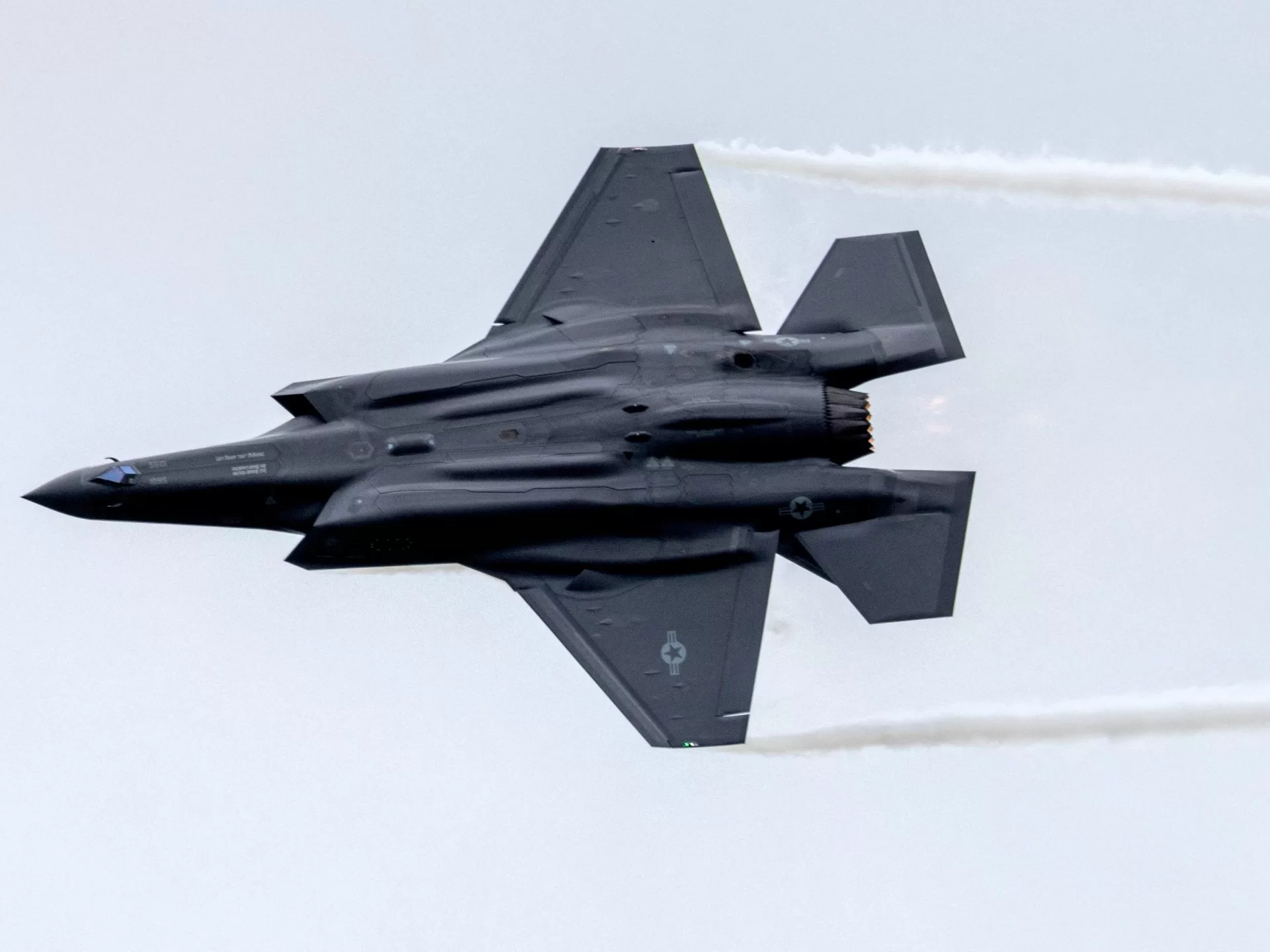 ذعر في واشنطن: ناشونال إنترست تكشف عن محاولة الحوثيين إسقاط طائرة إف-35