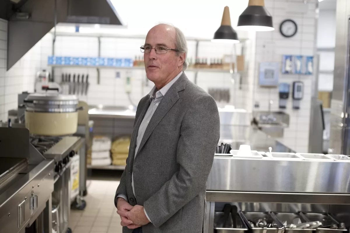 رئيس تشيبوتل جاك هارتونغ ينضم إلى مجلس إدارة تسلا قبيل