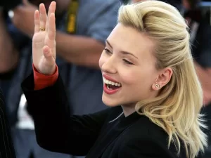 سكارليت جوهانسون وجعفر بناهي: أبرز الشخصيات المنتظرة في مهرجان كان.