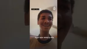 شاهد احتفالات سودانيين أم درمان بعودة الكهرباء بعد انقطاع دام أسبوعين