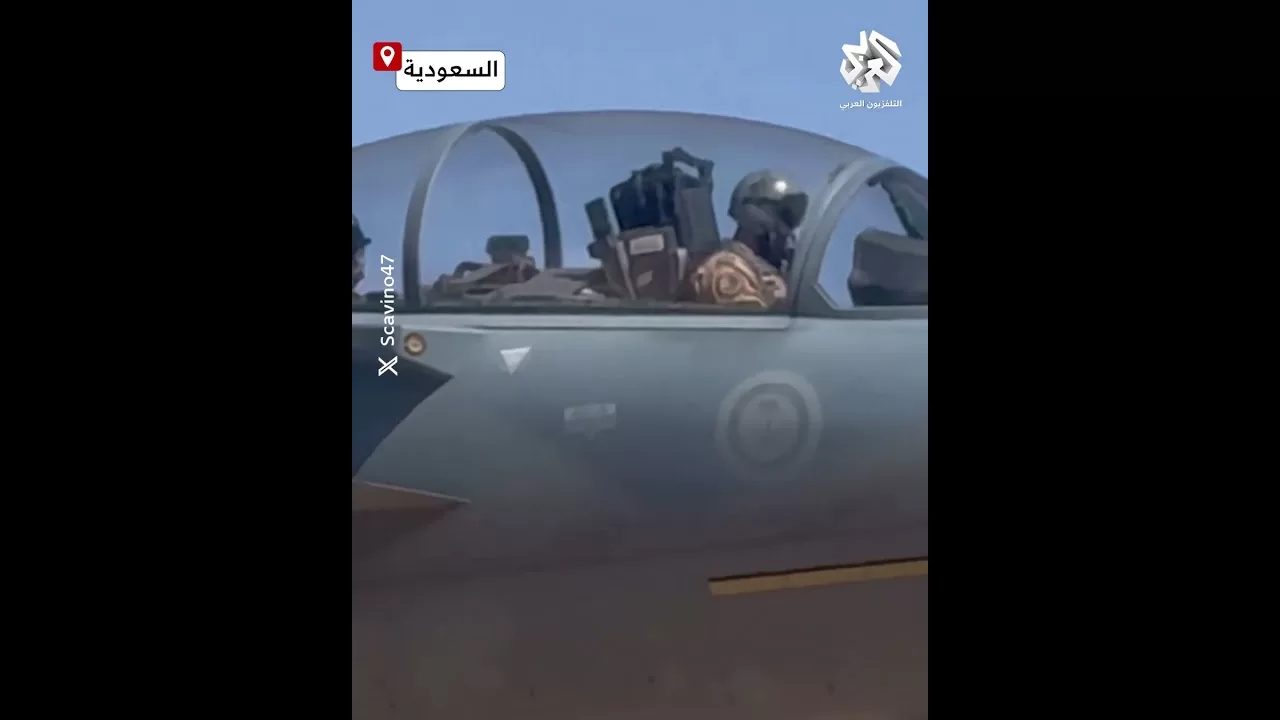 شاهد.. سلاح الجو السعودي يرافق طائرة الرئيس الأميركي دونالد ترمب قبل هبوطها في الرياض