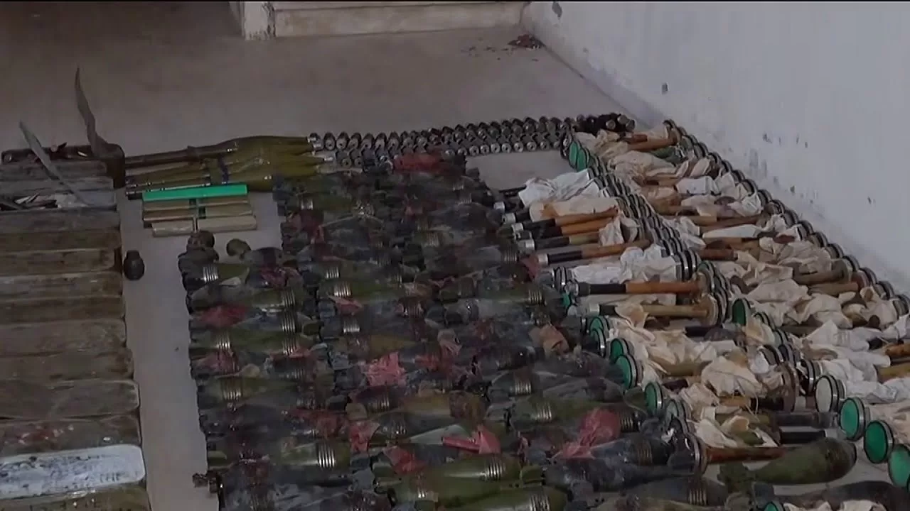 ضبط كميات من الأسلحة لخلية تابعة للنظام السوري المخلوع