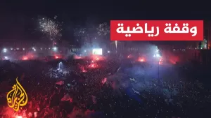 شاهد نابولي تعيش على وقع احتفالات صاخبة بعد تتويج فريقها بلقب الدوري الإيطالي