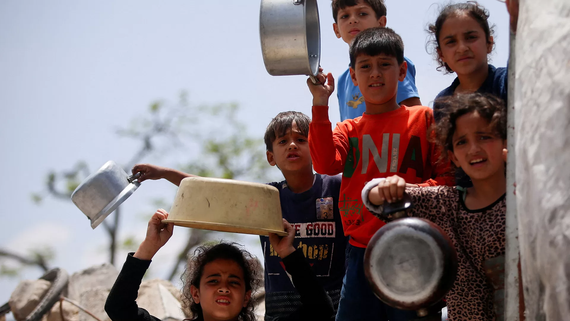 صحف دولية: استراتيجية إسرائيلية لتقسيم غزة وتجمع السكان في ثلاث مناطق محددة