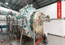 Assembly continues on General Fusion's LM26.