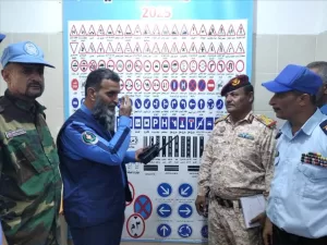 عدن للاخبار – شرطة المرور في عدن تستقبل مدير ومتدربين من معهد المراقبين الدوليين التابع لقوات ح