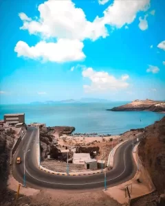 عدن: مكتب السياحة ينبه السكان من السباحة في هذه الأشهر