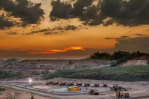 عمال الذهب الصيني يتجنبون أهداف الاستحواذ