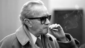 في ذكراه: مسار الإنسان من الأحلام إلى الفناء