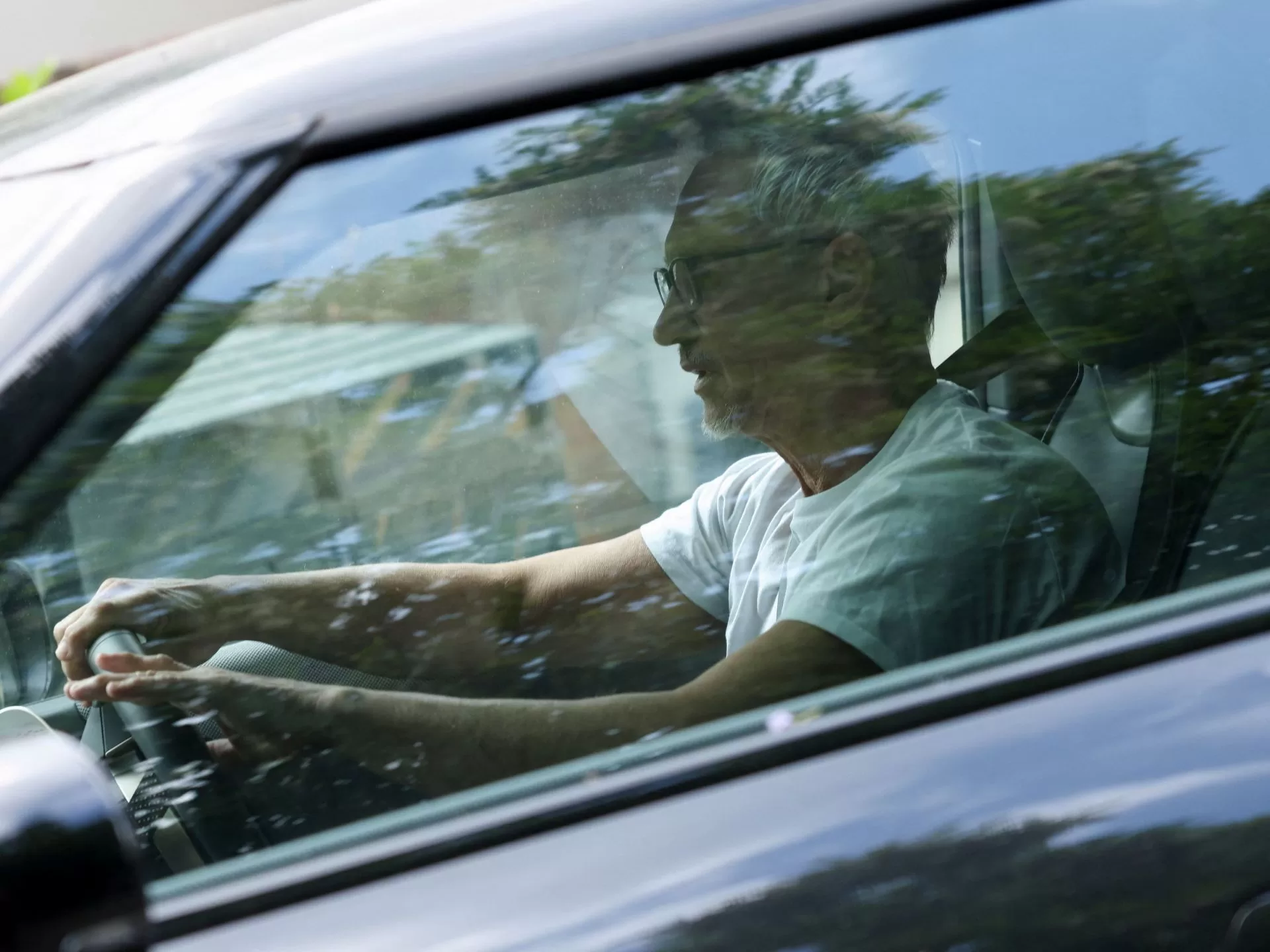 كرة القدم في إنجلترا تتعرض للانتقادات بسبب منشور معادٍ للسامية