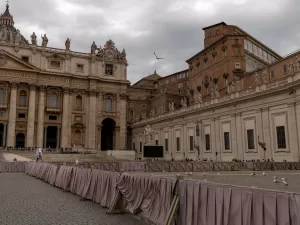 كنيسة السيستين.. قبلة سياحية ومسرح لانتقال السلطة بالفاتيكان