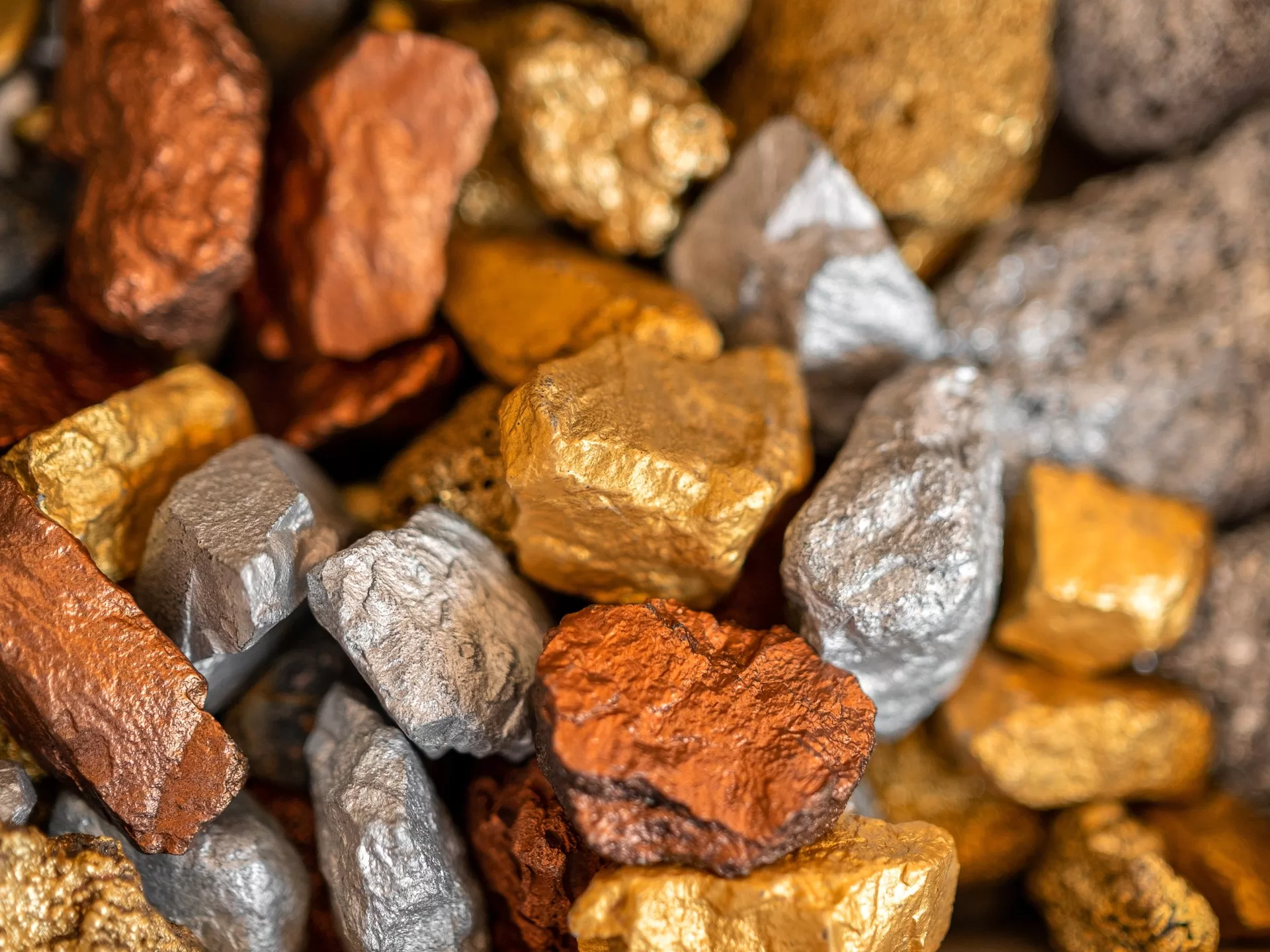 لأول مرة: علماء ينجحون في تحويل الرصاص إلى ذهب بشكل فوري