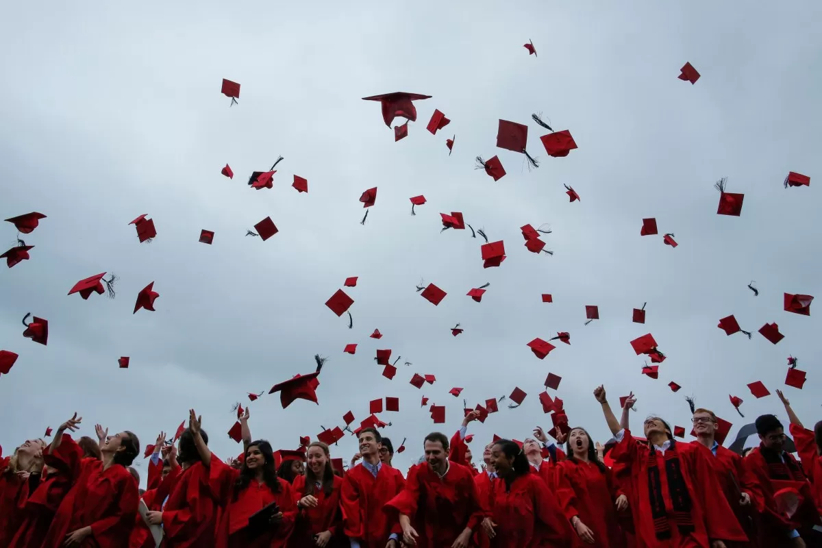 لماذا الحصول على وظيفتك الأولى في مجال التكنولوجيا أصعب بكثير