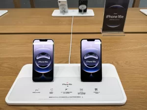 ما هو السعر المتوقع لآيفون إذا تم تصنيعه في أمريكا؟