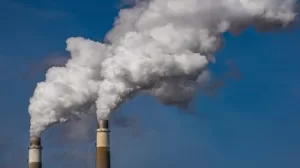 محطات توليد الطاقة في الصين تعزز شراء الفحم مع زيادة المخزونات