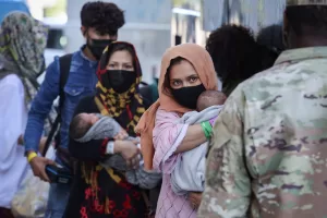 مصير اللاجئين الأفغان في أمريكا بعد انتهاء برنامج الحماية: مستقبل غير مؤكد