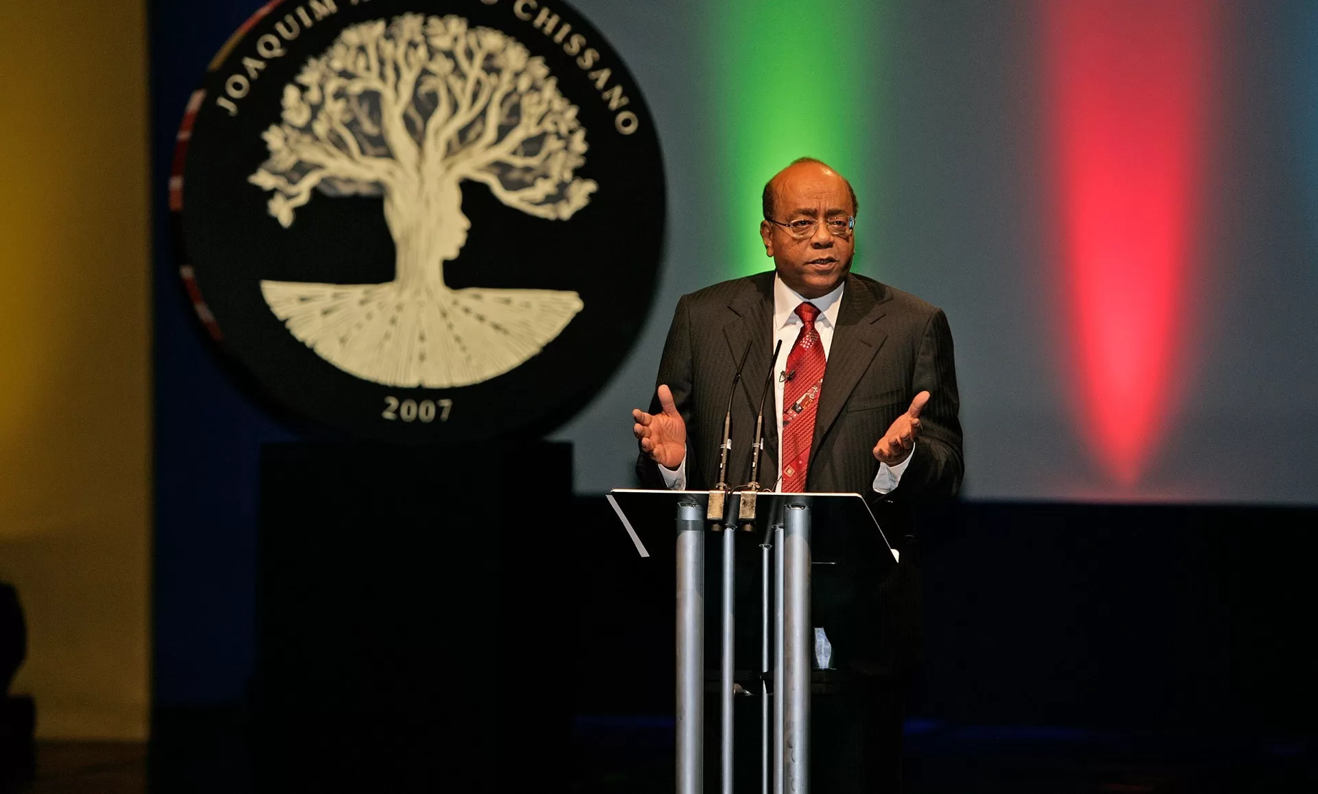 ملياردير سوداني يعزز الحوكمة الأفريقية من خلال “مؤشر” وجائزة مالية تفوق جائزة نوبل.