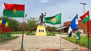 واغادوغو تحتفل بذكرى توماس سانكارا من خلال نصب يروي قصة الثورة والاستقلال