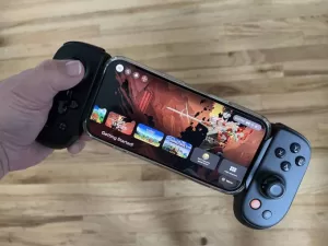 يجعل وحدة تحكم العمود الفقري Pro الألعاب المحمولة تستحق المتاعب