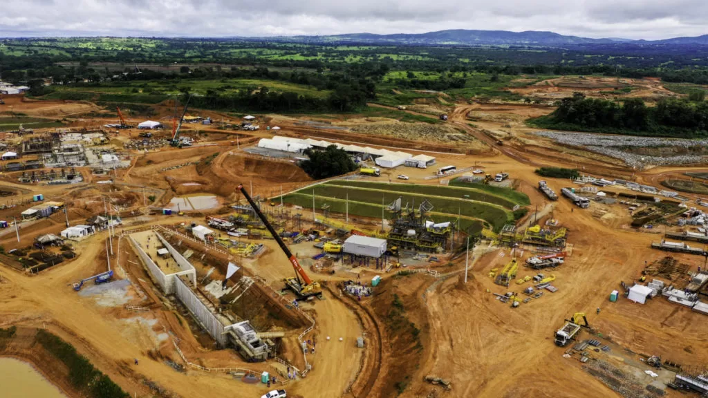 Hochschild shares plunge on Brazil mine shutdown