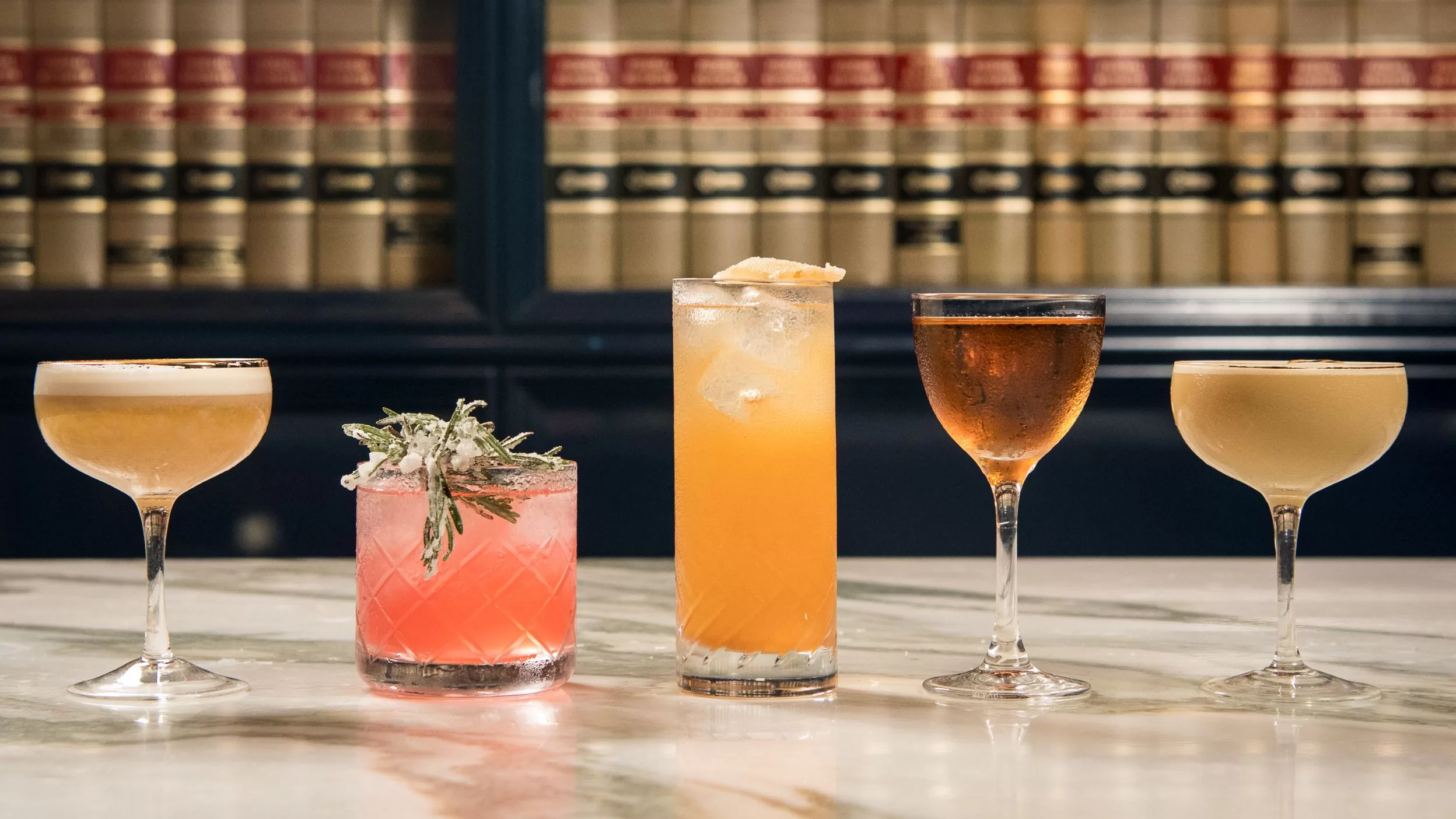 أفضل 36 باراً في شيكاغو، وفقاً لوجهة نظر محلي