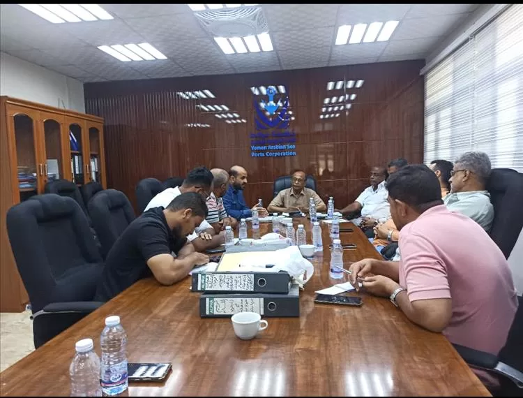 اجتماع مشترك بين مؤسسة موانئ البحر العربي والهيئة العامة للشؤون البحرية بحضرموت