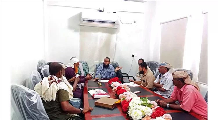 بحضور الأمين العام.. اجتماع اعتيادي للهيئة الإدارية بمديرية المضاربة والعارة لمناقشة الأوضاع الأمنية والخدمية