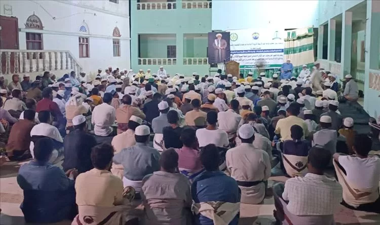 أهالي أحور يحيون الذكرى الثالثة لوفاة فقيد الأمة الإسلامية الحبيب أبي بكر العدني بن علي المشهور