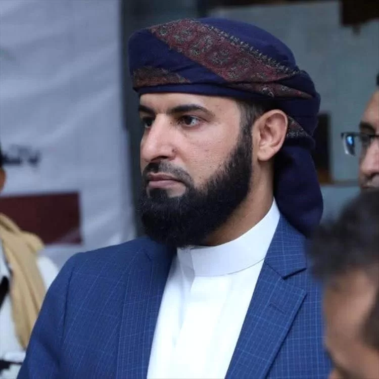 وكيل الاوقاف يستنكر ما حصل من انتهاك لمسجد عمر ويطالب الرئاسة والحكومة وأمن عدن باحالة المقتحمين الى المحاكمة