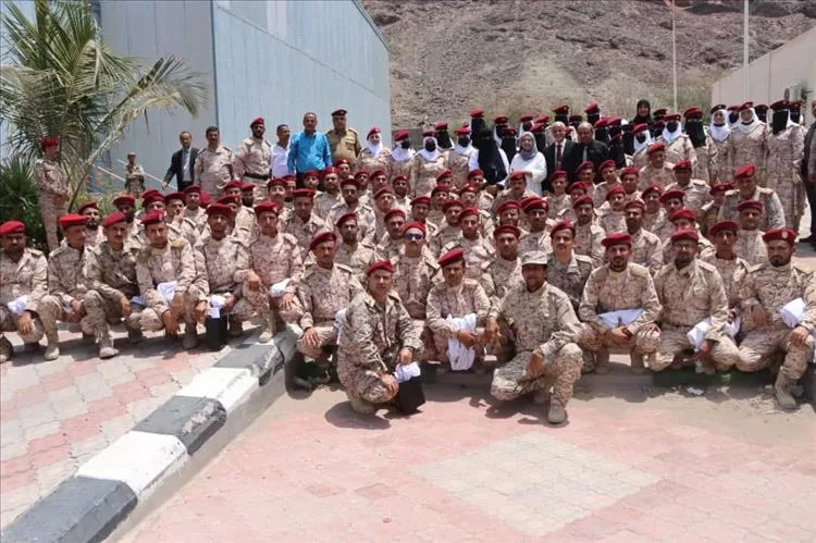 برعاية وزير الدفاع.. تخرج الدفعة الأولى من الأطباء العسكريين من مدرسة الشهيد جندوح