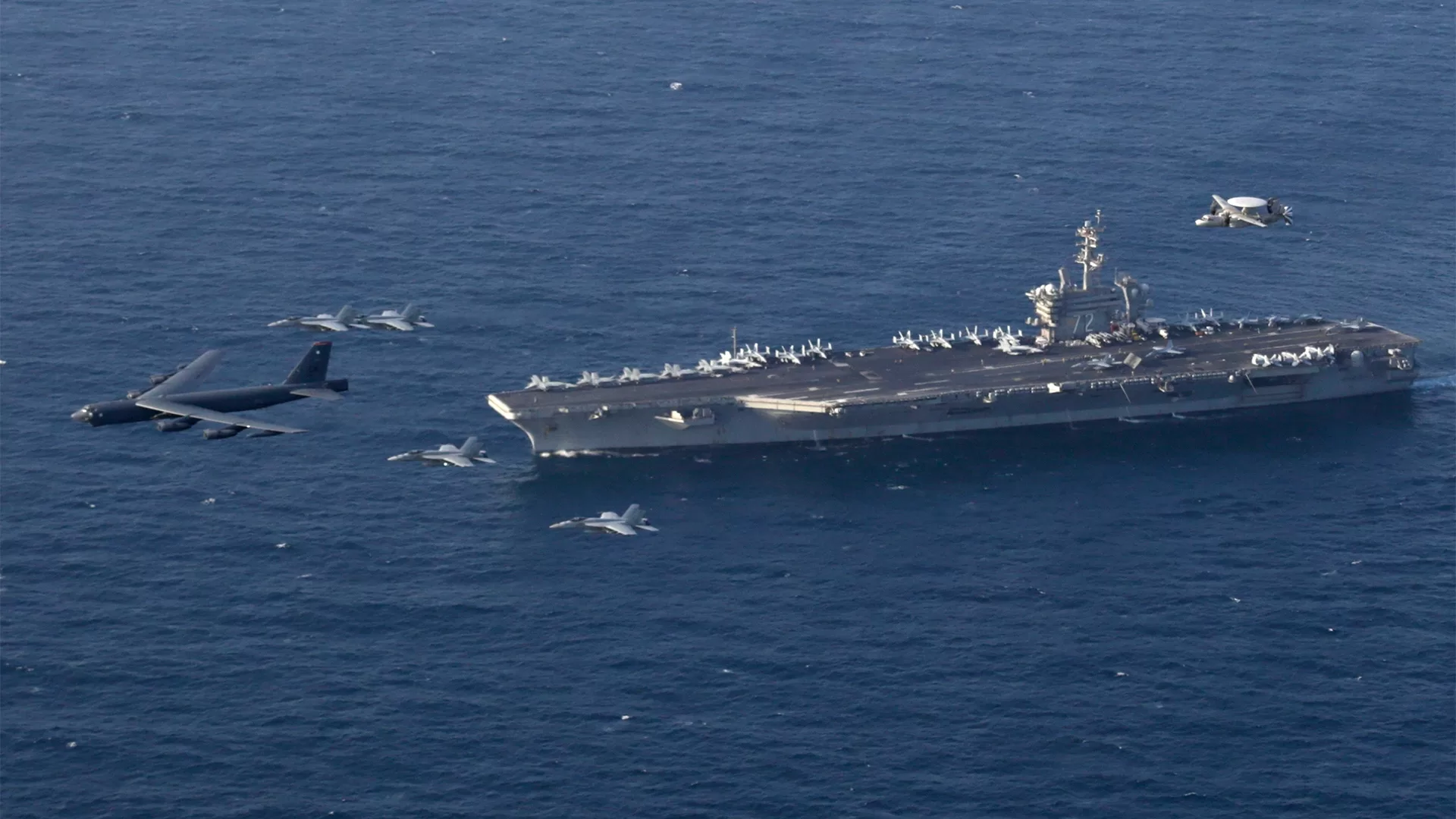 الدويري: إرسال حاملة طائرات أميركية يشكل تهديداً لإيران وما تعنيه هذه الخطوة