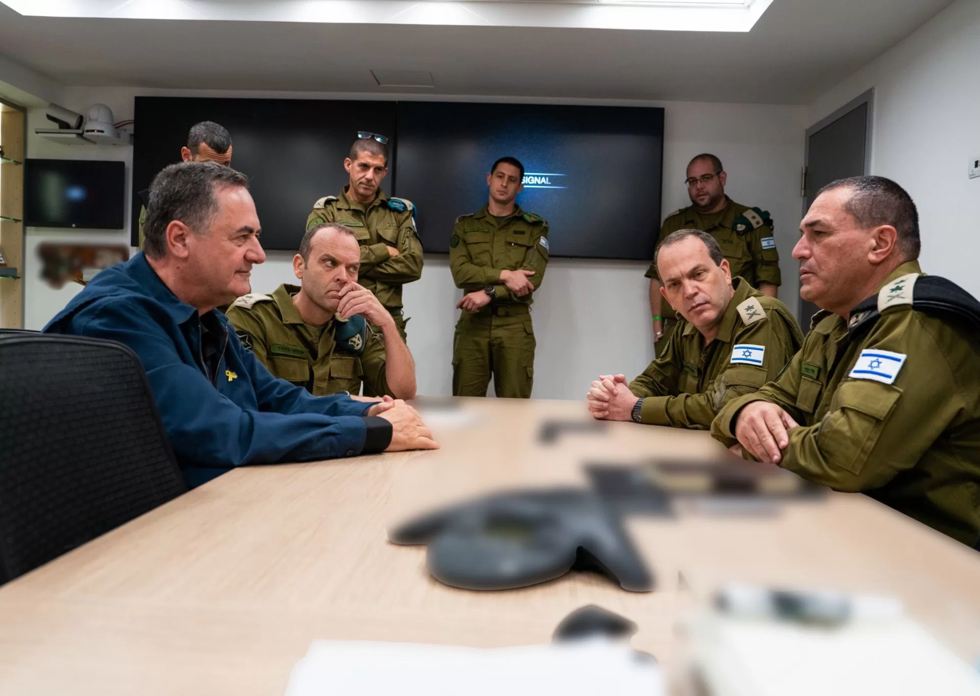 ترقب للرد الإيراني بإسرائيل تحت الأرض وفوقها