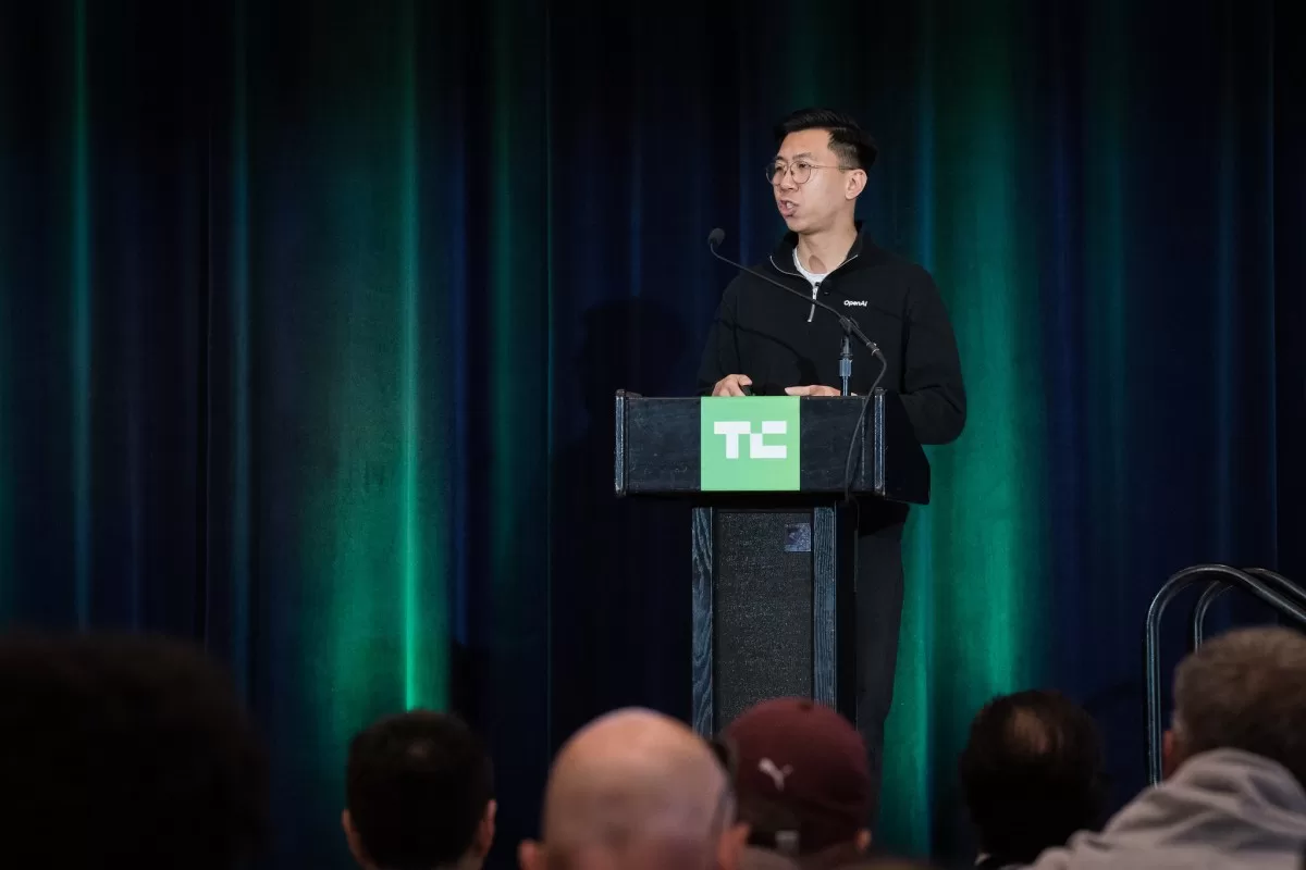 بناء محرك الذكاء الاصطناعي الخاص بك كيف تعمل OpenAI مع