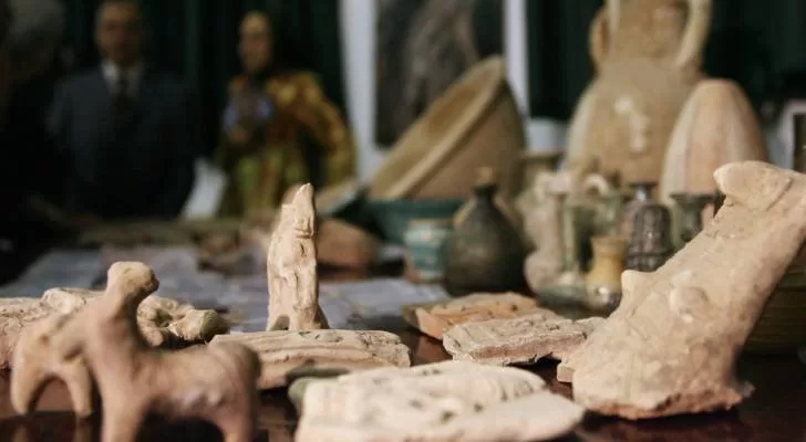 بيع قطع أثرية يمنية في مزاد إسرائيلي حلقة مستمرة وتجاهل