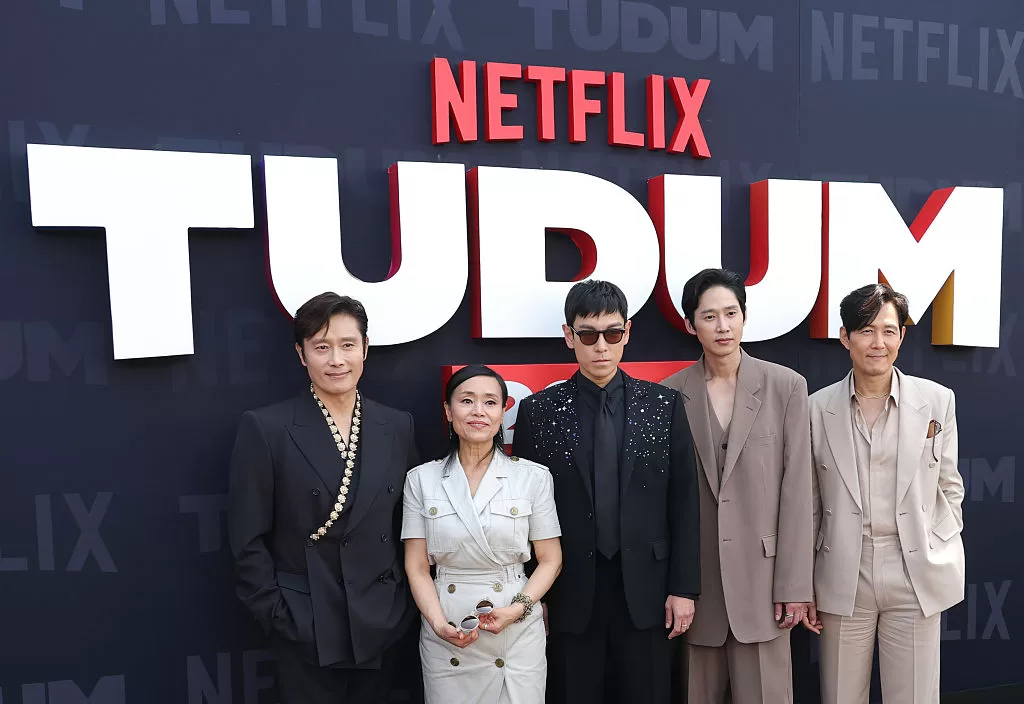 INGLEWOOD, CALIFORNIA - MAY 31: (L-R) Lee Byung Hun, Kang Ae-Sim, Choi Seung-Hyun, Park Sung Hoon and Lee Jung Jae attend Netflix Tudum 2025: The Live Event at The Kia Forum on May 31, 2025 in Inglewood, California. (Photo by Kevin Winter/Getty Images)