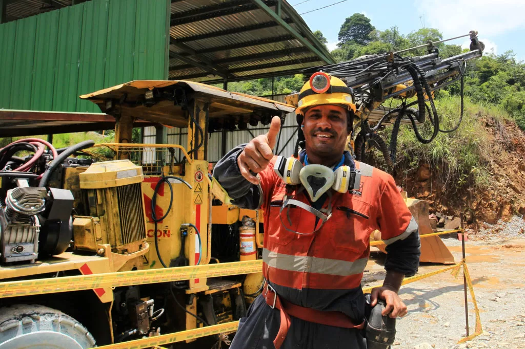 تدريبات Soma Gold عالية الجودة في منجم كولومبيا