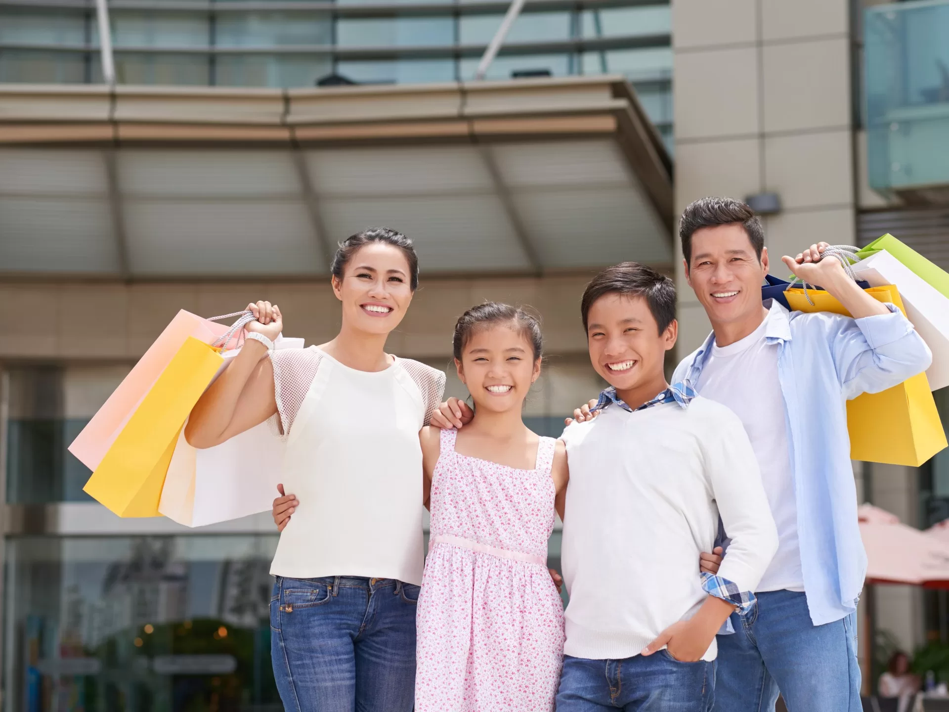 فيتنام تخلع سياسة تحديد النسل مع زيادة المخاوف من الشيخوخة السكانية