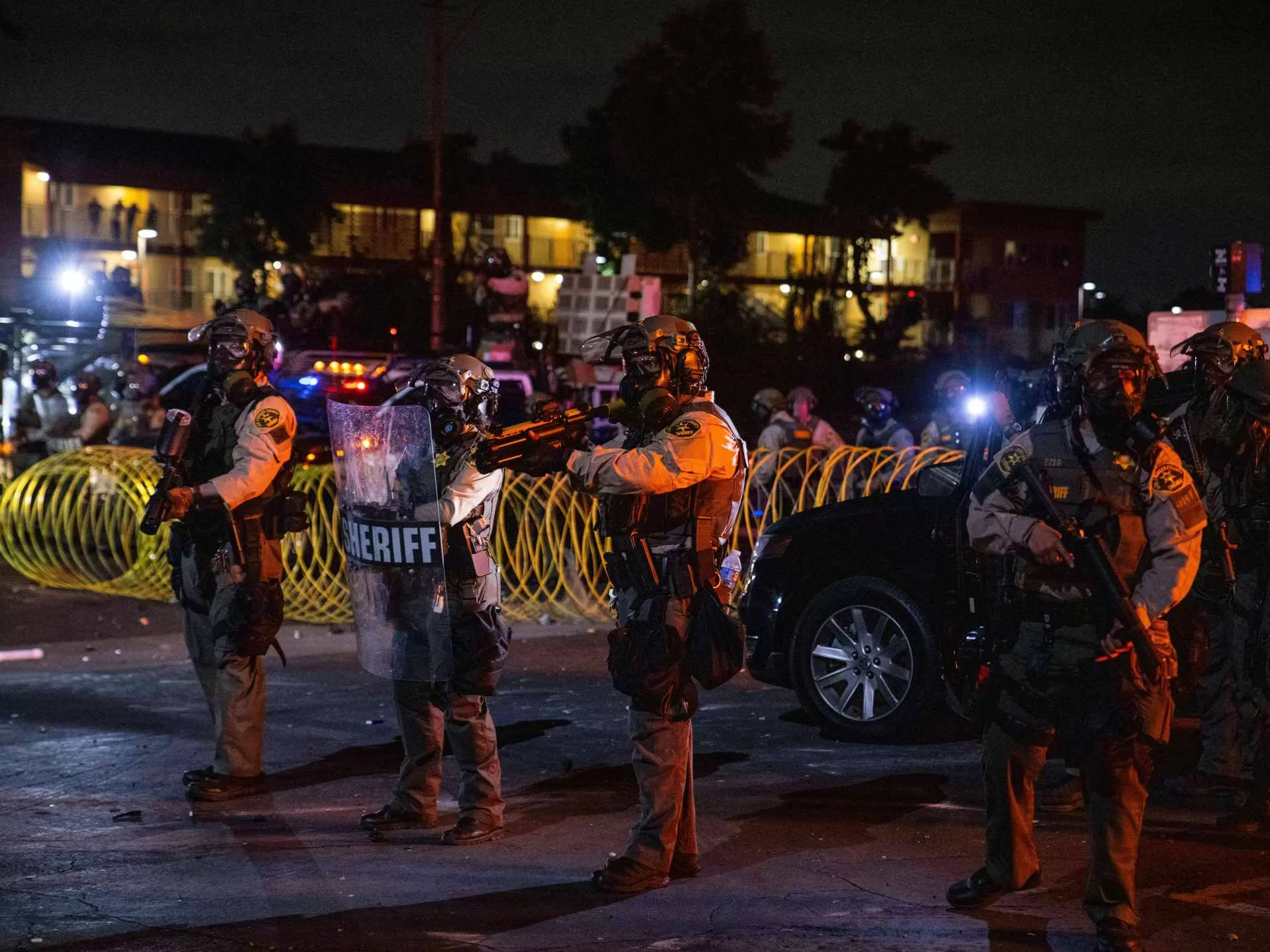 كاليفورنيا بمواجهة الفدرالية.. 7 أسئلة تشرح أحداث لوس أنجلوس