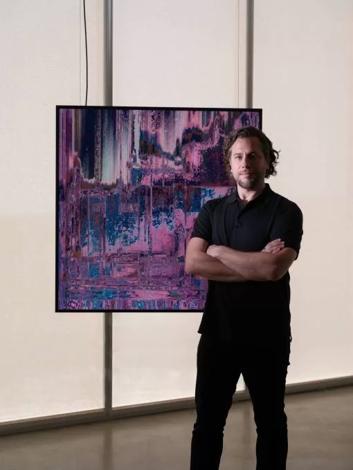 مؤسس DeviantArt يصنع عرضًا رقميًا للفنون بقيمة 22000 دولار