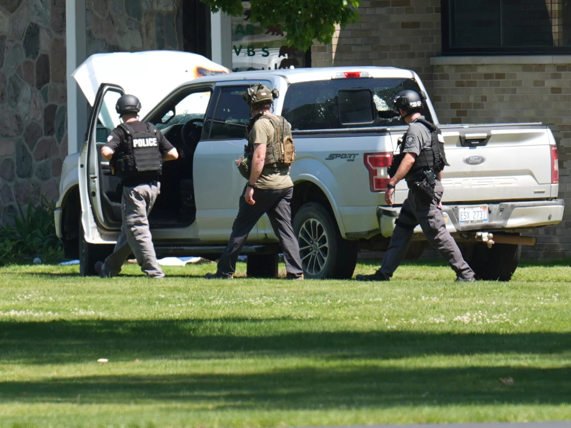 واشنطن تنبه مواطنيها في الداخل والخارج وتخفّض عدد بعثتيها في لبنان والعراق