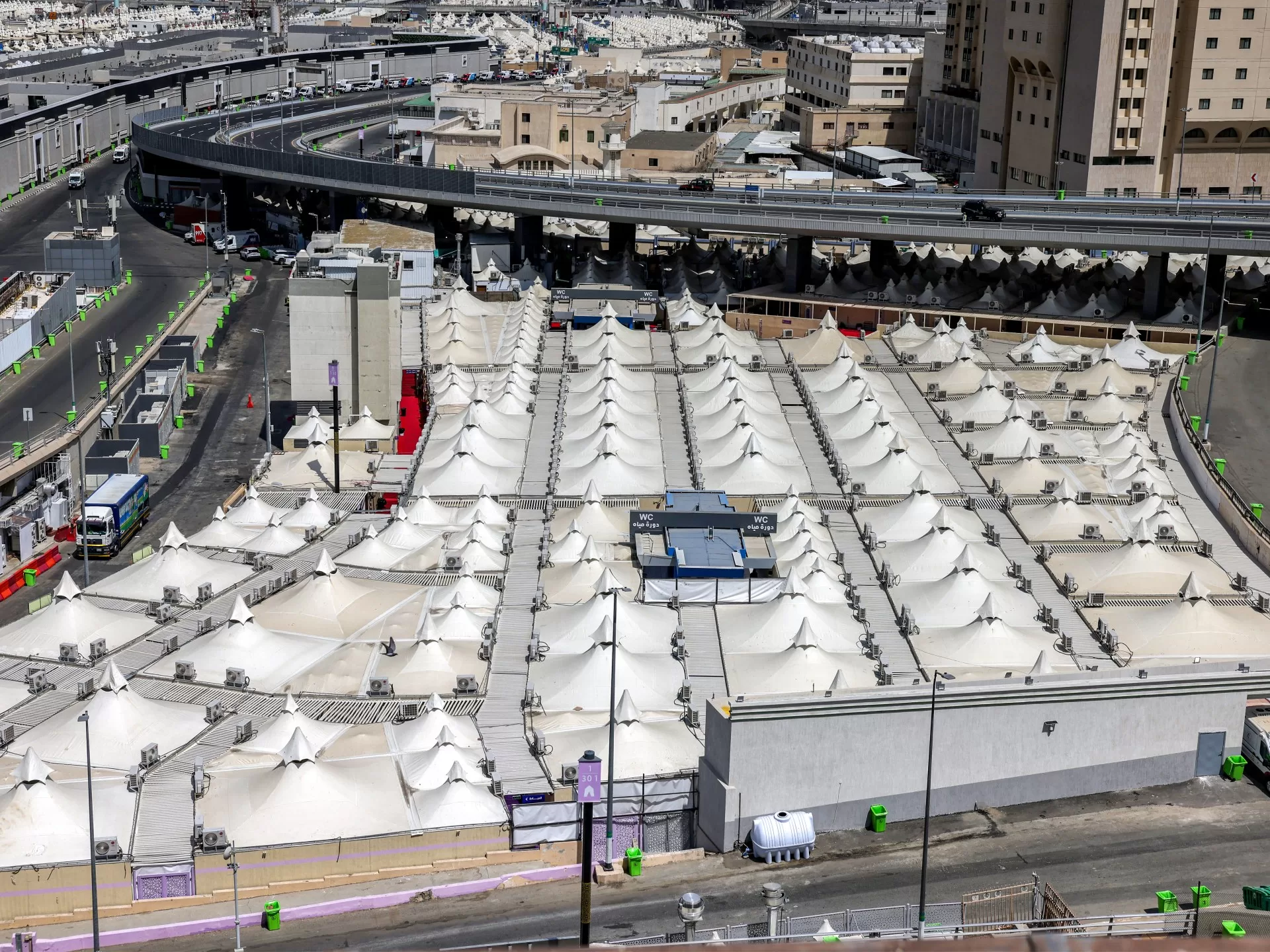 11 سؤالاً توضح أنشطة الحجاج في يومي التروية وعرفة.