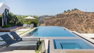 25 من أفضل بيوت الإيجار في لوس أنجلوس، من فينيسيا إلى شرق لوس أنجلوس