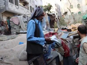 6 استفسارات حول الانقسام الهيكلي للمؤسسات في اليمن