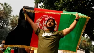 آلاف الأفغان يكافحون من أجل البقاء في الولايات المتحدة بعد إنهاء “الحماية”