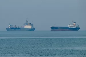 أسعار النفط تشهد أكبر تراجع أسبوعي منذ عامين