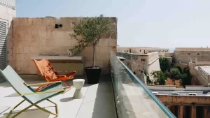 أفضل 6 أماكن إقامة عبر Airbnb في مالطا، من شقق مطلة على البحر إلى شقة علوية أنيقة