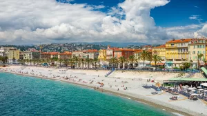 أفضل أماكن الإقامة عبر Airbnb في نيس، فرنسا، للإقامة في 2025