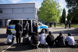 ألمانيا تبحث عن قرار أوروبي يتعلق بإعادة المهاجرين عند النطاق الجغرافي.